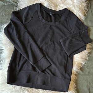 A t h l e t a • Crewneck sweatshirt